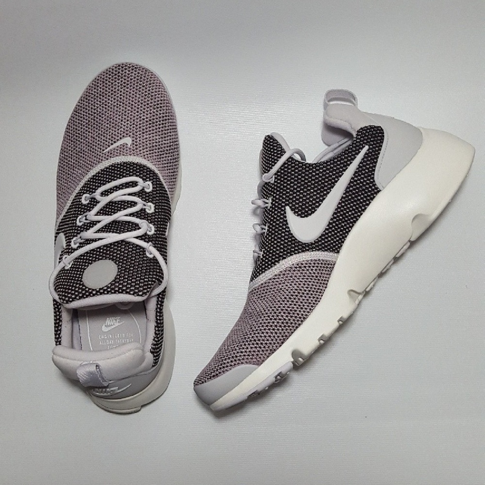 NWT Nike Presto Fly Se Women's Sneakers Size 7.5B